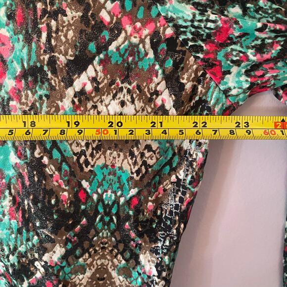 NWT Wrangler Women size Large Pink Blue Deadstock Shimmer Snakeskin Button Down - Picture 9 of 10